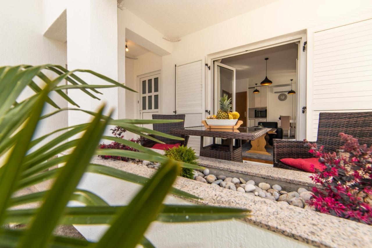 Guesthouse Four Rivers ชาพลินา ภายนอก รูปภาพ