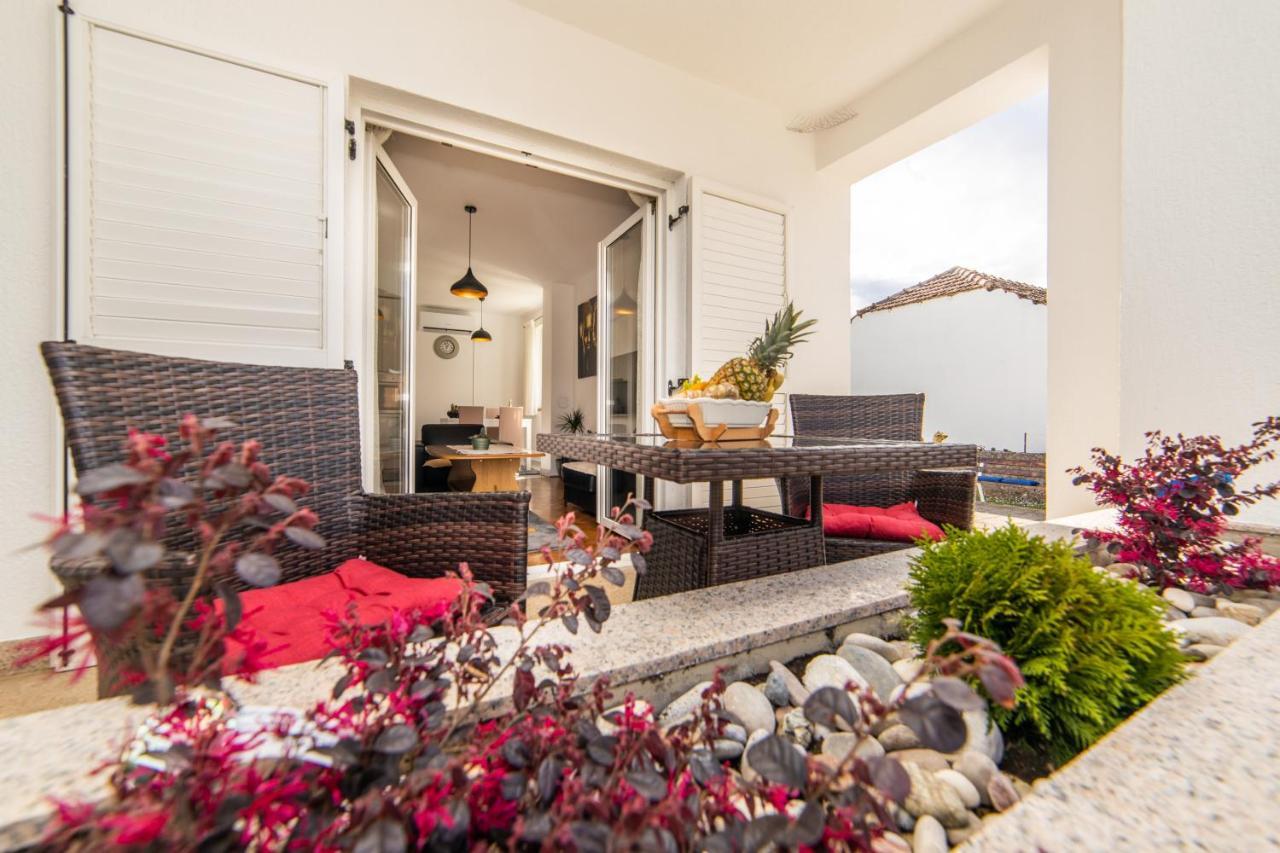 Guesthouse Four Rivers ชาพลินา ภายนอก รูปภาพ